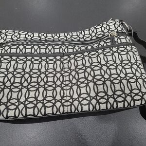 Time and Tru Handbag Women’s Black Hallie Crossbody